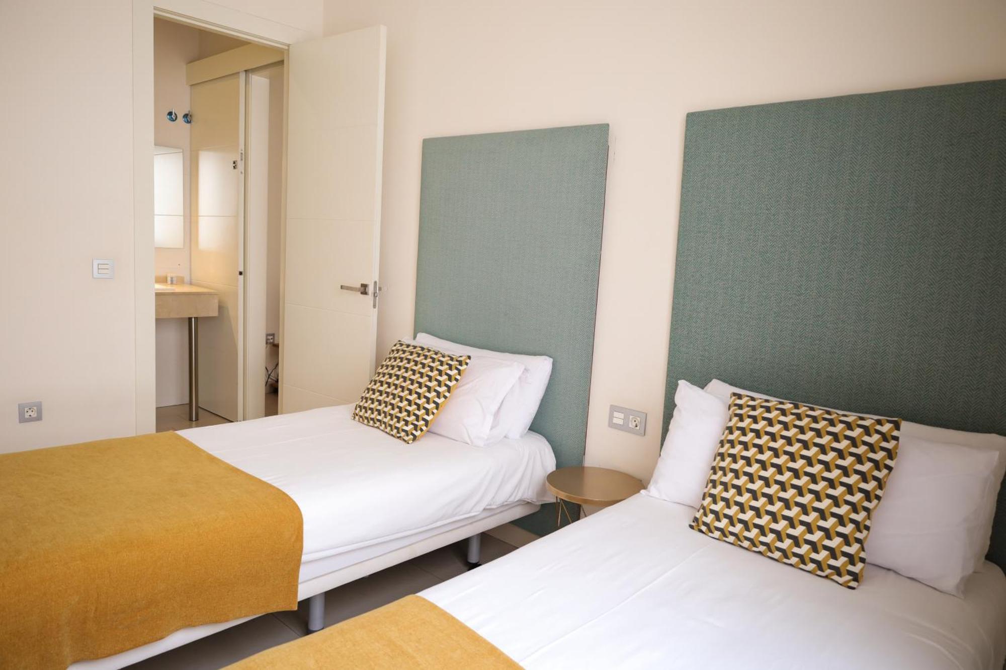 Guzman El Bueno Suites Seville Luaran gambar