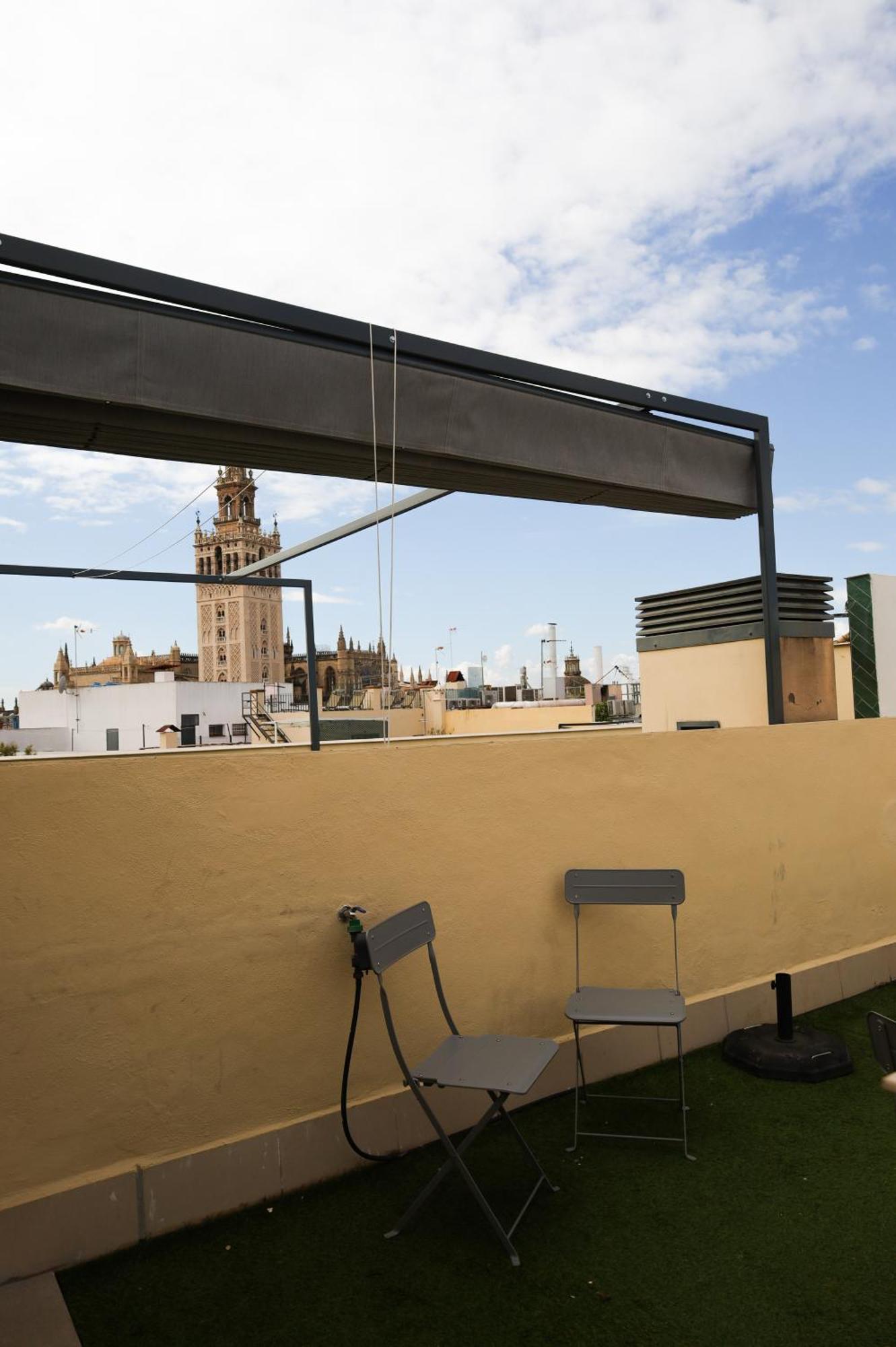 Guzman El Bueno Suites Seville Luaran gambar