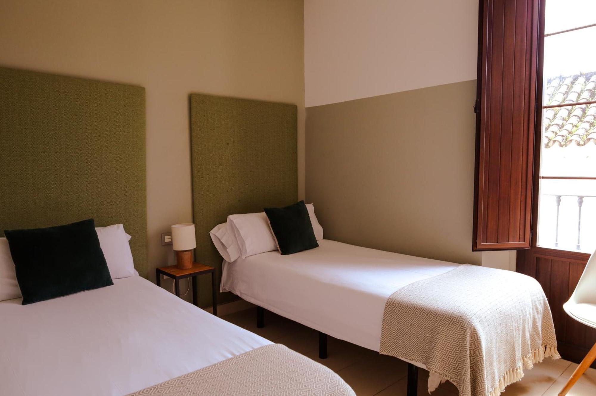 Guzman El Bueno Suites Seville Luaran gambar