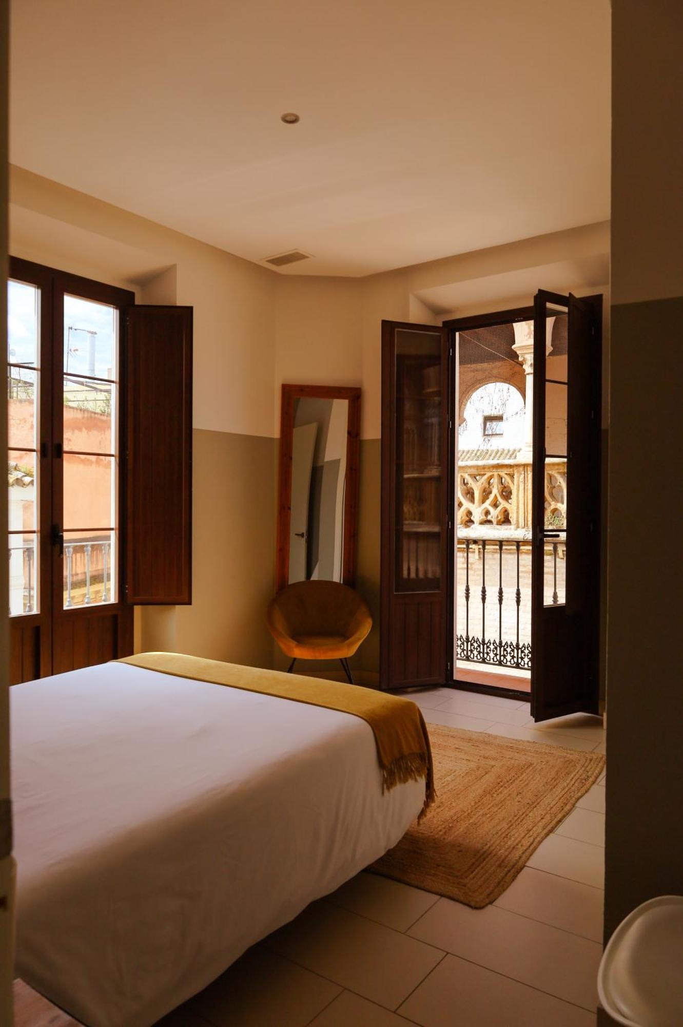 Guzman El Bueno Suites Seville Luaran gambar