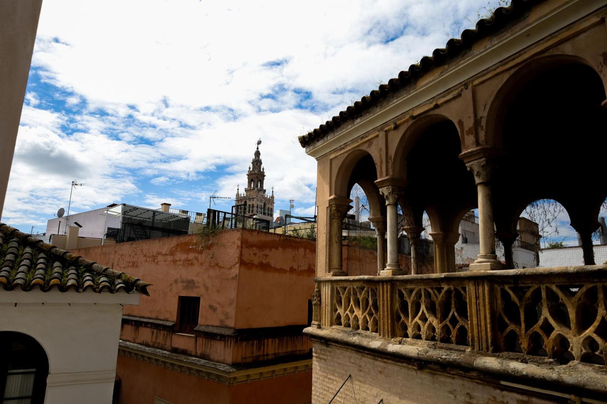 Guzman El Bueno Suites Seville Luaran gambar