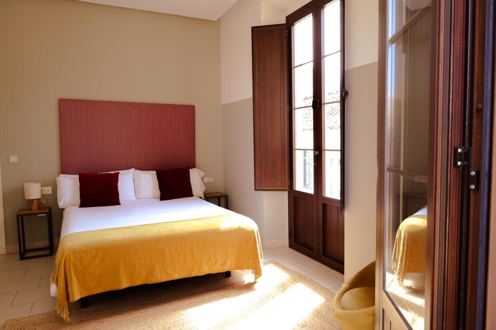 Guzman El Bueno Suites Seville Luaran gambar